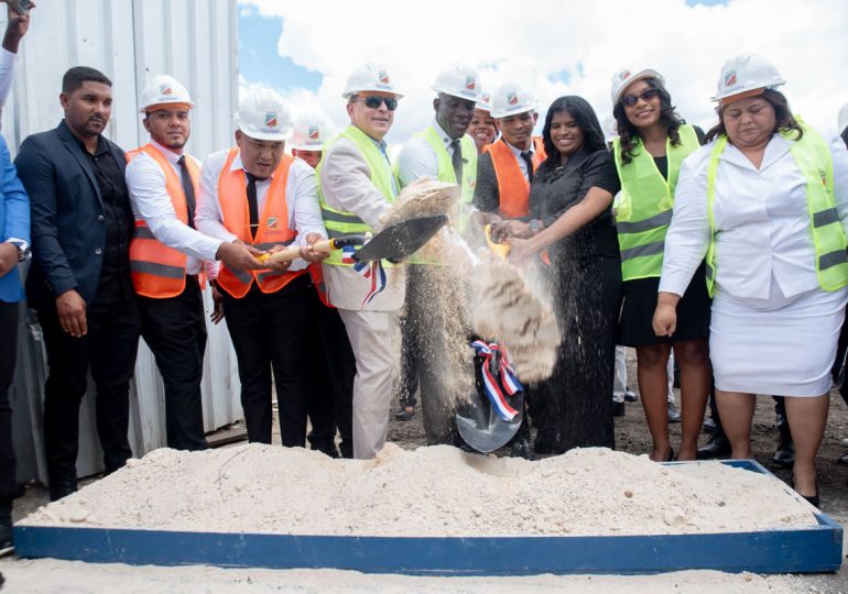 Alcalde Eduardo Familia encabeza primer palazo para construcción del Palacio Municipal de Villa Hermosa