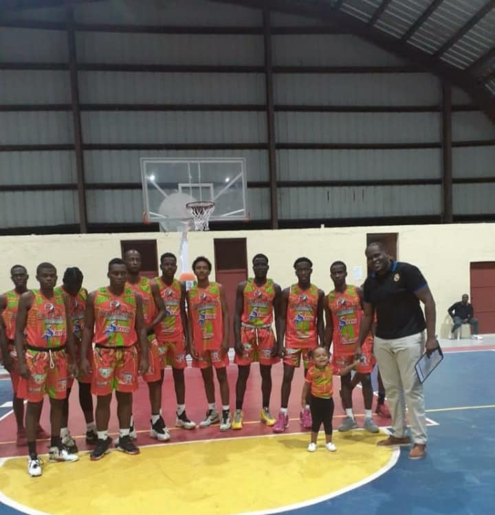 ALCALDÍA DE GUAYMATE APOYA AL EQUIPO LOS BUEYES CON UN APORTE DE 100 MIL PESOS