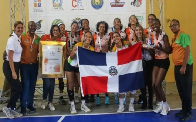La Romana se proclama campeona en torneo de voleibol